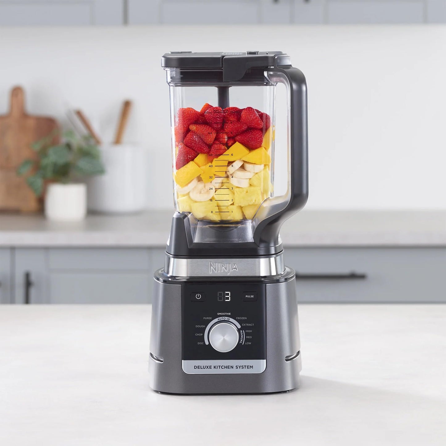 Ninja (Refurbished) CO905KS Deluxe Kitchen System, 1600 WP Auto-IQ Base, 88-oz. Picther, 9-cup Deluxe Food Processor, (2) 24-oz. Single-Serve Cups (Renewed)
