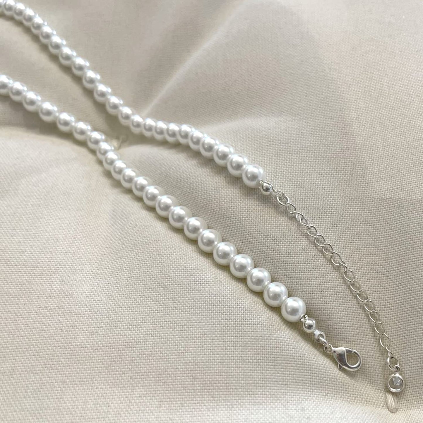 Zeffy Pearl Necklace for Women, 6MM Dainty Round Imitation Pearl Choker Necklace Wedding Delicate Jewelry for Women Simple Bridesmaid Jewelry Valentines Day Gifts