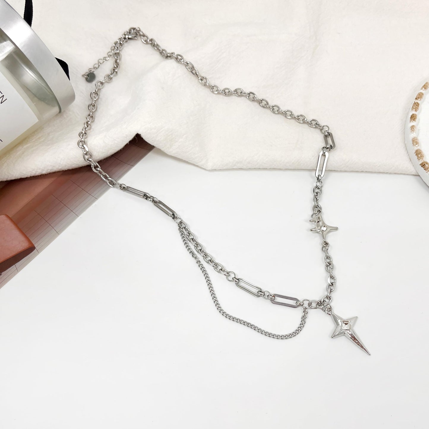 Buyongwant Irregular Necklace for Women Star Y2k Asymmetrical Design Fashionable Silver Jewelry