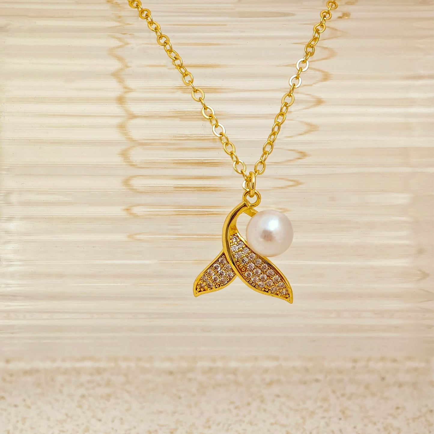 JOBICY Starfish Necklace, 14k Gold Pearl Pendant, Dainty Women's Trendy Waterproof Summer Beach Jewelry, Gift for Her