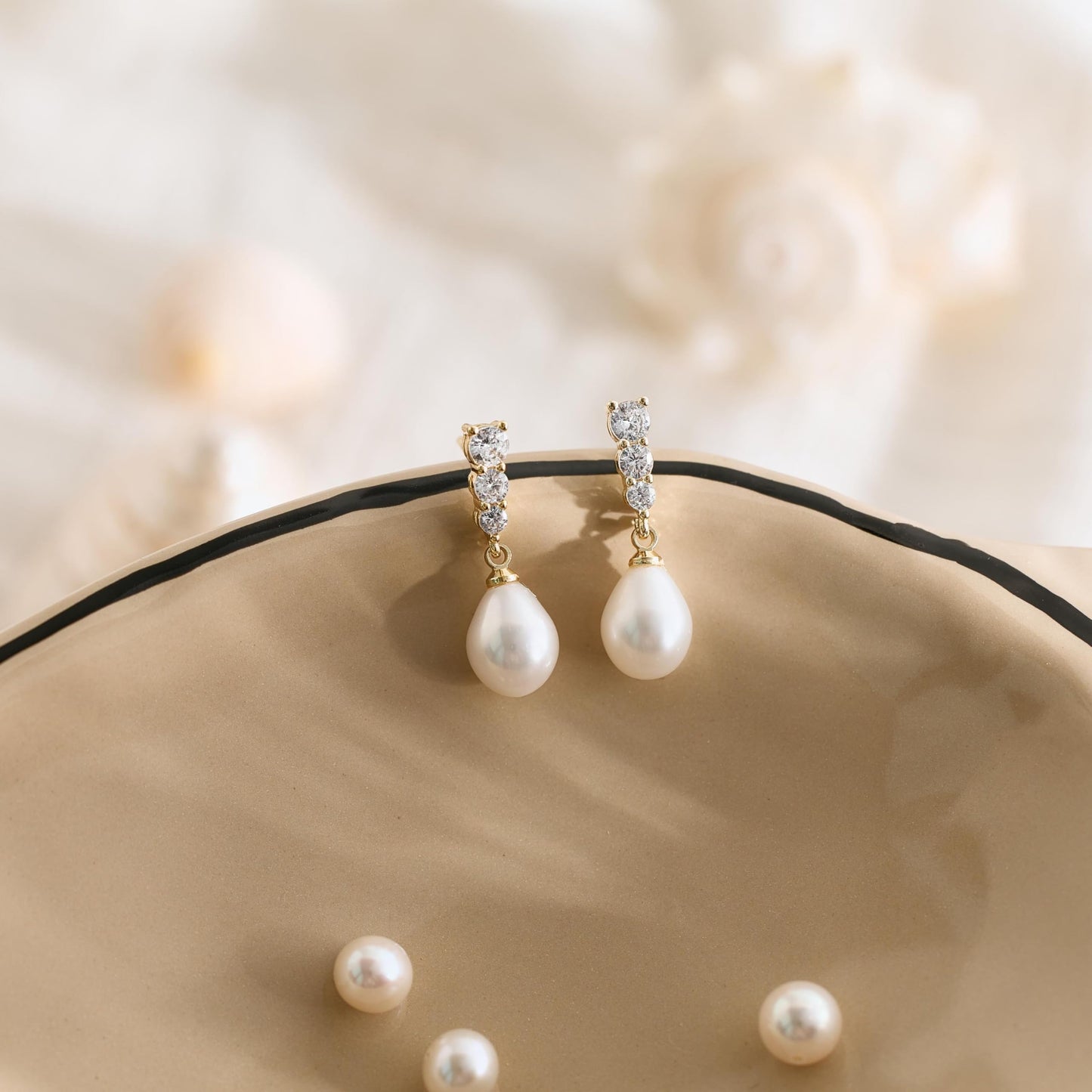 Pearl Earrings for Women, 14k Gold Plated Trendy Diamond Pearl Drop Earrings Hypoallergenic Dainty Bridal Gifts Wedding jewelry for Women