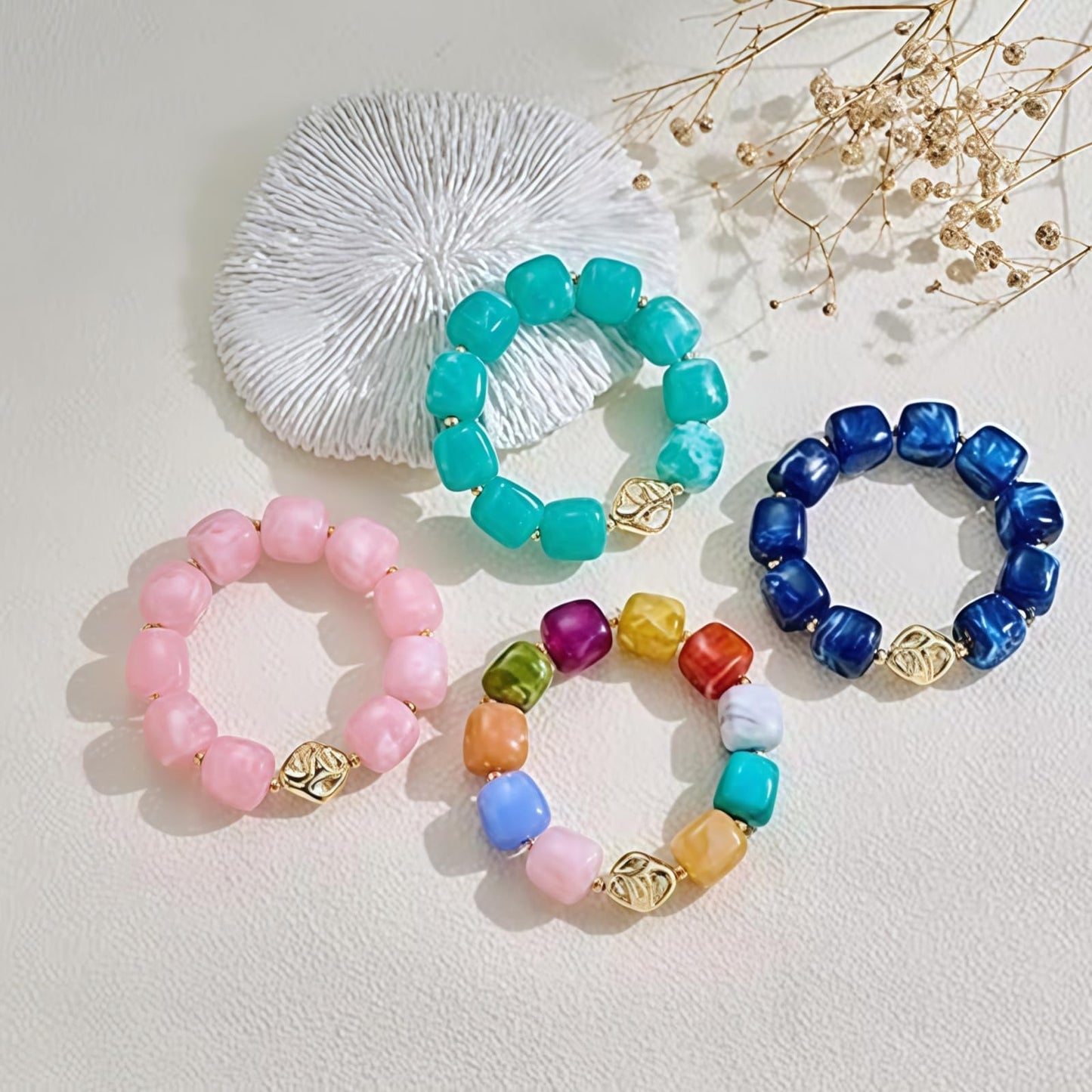 sunglnl Chunky Beaded Bracelets for Women, Boho Resin Vibrant Color Stretch Large Beads Summer Beach Statement Jewelry Gift (Gold Colorful)