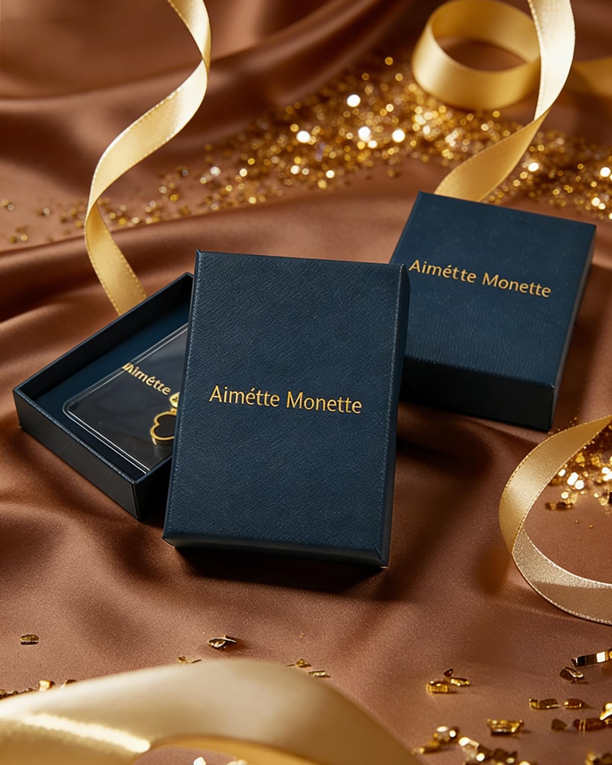 Aimétte Monette 18K Gold Plated Jewelry Set, Clover Necklace Stud Earrings for Women Hypoallergenic Black Lucky Clover Pendant Necklace Gifts for Women Trendy