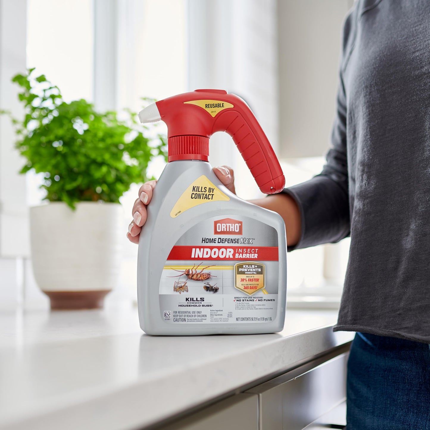 Ortho Home Defense Max Indoor Insect Barrier Battery-Powered Sprayer - Ready-To-Use Indoor Bug Spray, Kills Ants, Roaches, Spiders, Fleas and Ticks, 1.5 L