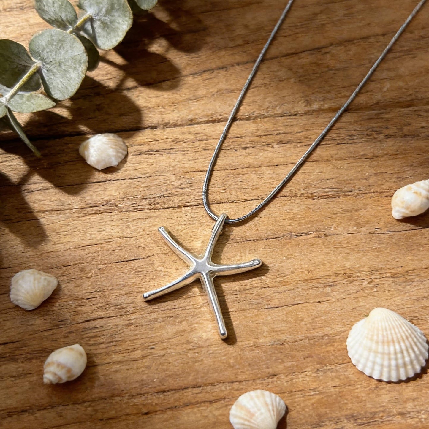 Peraca Cris Sea Shell Necklace Starfish Pendant Necklace for Women Colorful Summer Vacation Jewelry for Women Small Candy Beaded Necklaces Boho Jewelry Lime Green Pink Accessories Gifts