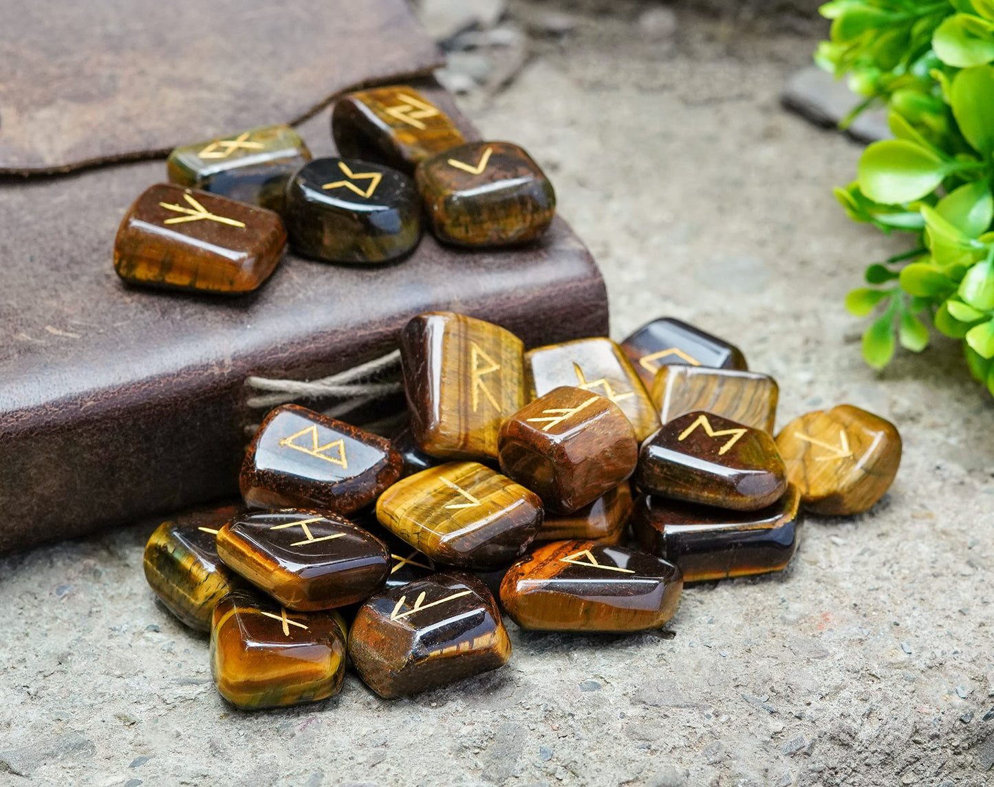 Crocon Tiger Eye Gemstone Tumbled Rune Stones with Elder Futhark Alphabet Engraved 25 pcs Runes Set Crystal Divination Healing Chakra Reiki with a Pouch & A Rune brochure Size : 15-25 mm