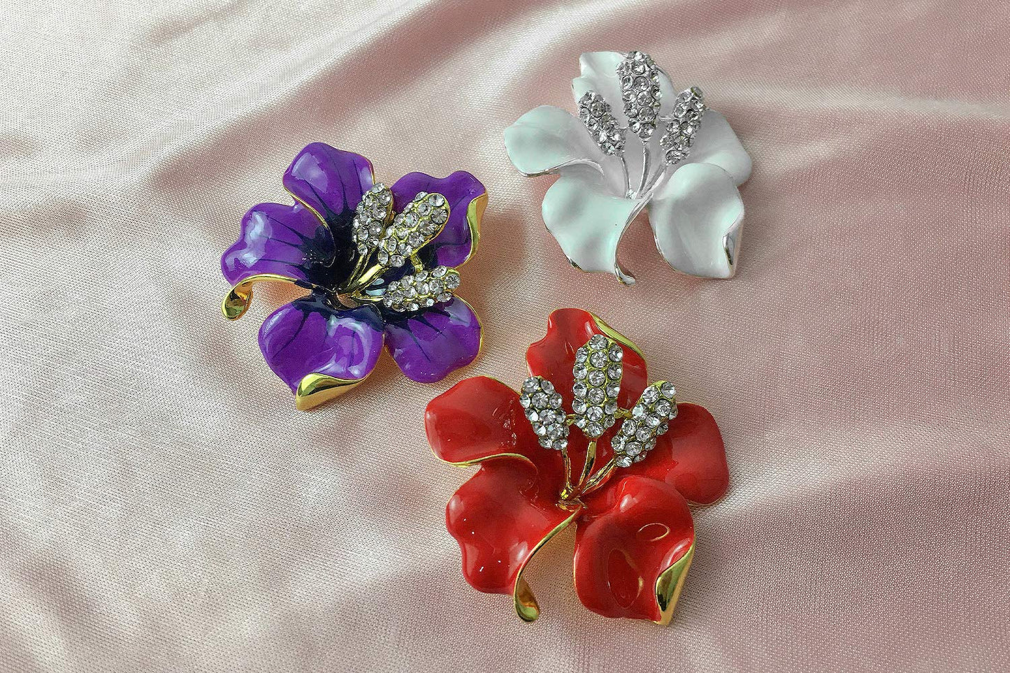 Merdia Brooch Pin Flowers Brooch with Created Crystal for Women, Girls, Ladies๏ผ3Pcs๏ผ