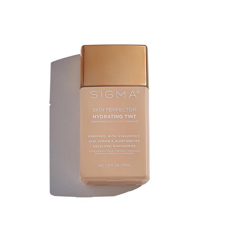 Sigma Beauty Skin Perfector Hydrating Tint (3 - Medium Golden Tint) — Skin Tint Foundation for Lightweight, Buildable Coverage, With Hyaluronic Acid, Niacinamide Serum, and More