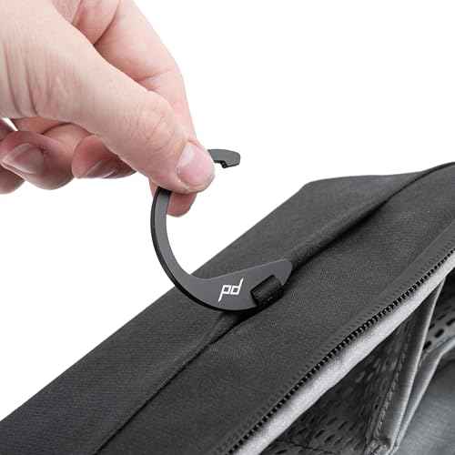 Peak Design Small Wash Pouch, Black, Weatherproof Travel Toiletry Bag, Upright or Hanging Toiletry Kit with Pockets, Magnetic Toothbrush Pocket, Wide UltraZip Opening, Toiletry Bag for Men and Women