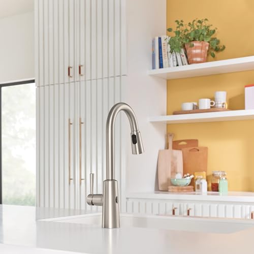 Moen Riley Spot Resist Stainless Hands-Free Touchless Sensor Single Handle Pull Down Kitchen Faucet, 7402EWSRS