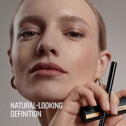 Bobbi Brown Lip Pencil | Velvety & Creamy Lip Liner for Natural-Looking Definition