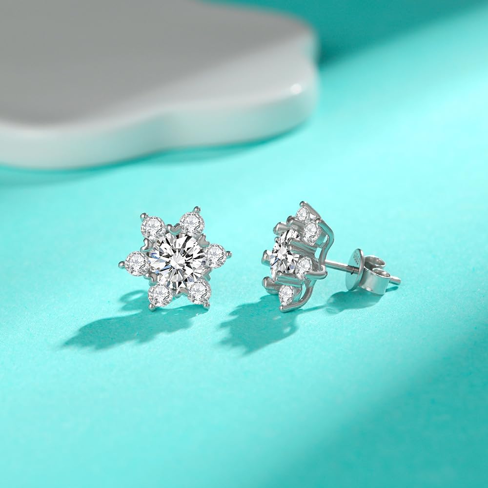 14K Gold 0.5/1ct D-Color VVS1 Diamond Celestial Star Stud Earrings for Women Push Back, Ideal Graduation Gift for Young Ladies (1CT)