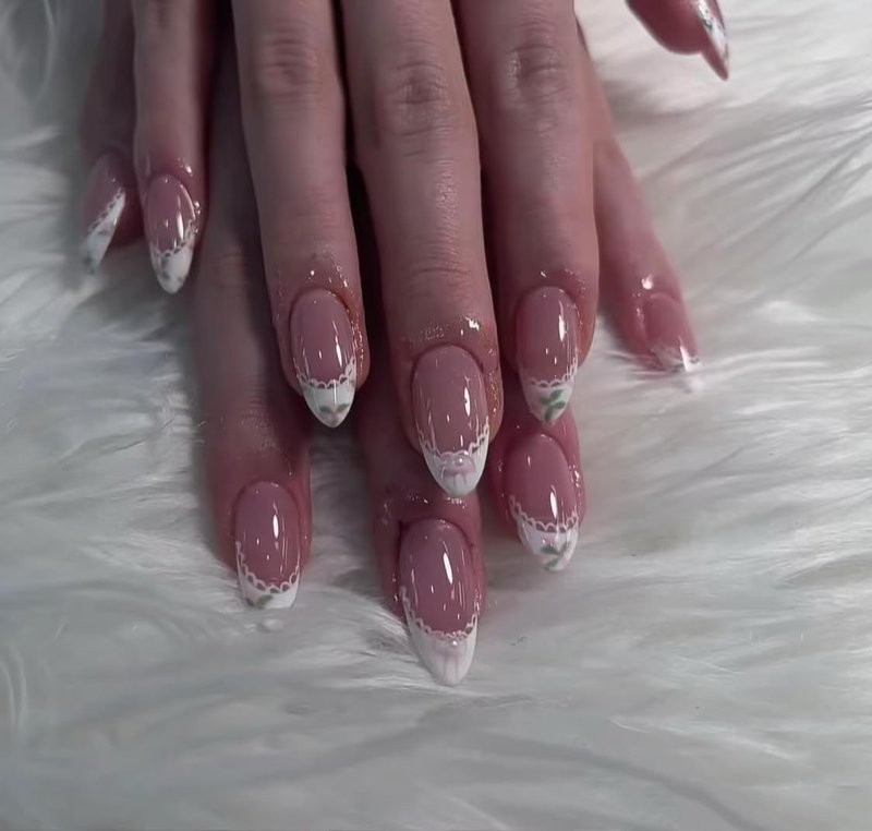 CurvLife Soft Gel Almond Press On Nails Medium, Long-Lasting Reusable Fake Nails Kit with Glue & Tabs, 32Pcs 16Size Salon-Quality Stick On Nails for Women At-Home Manicure (Lace Bloom)
