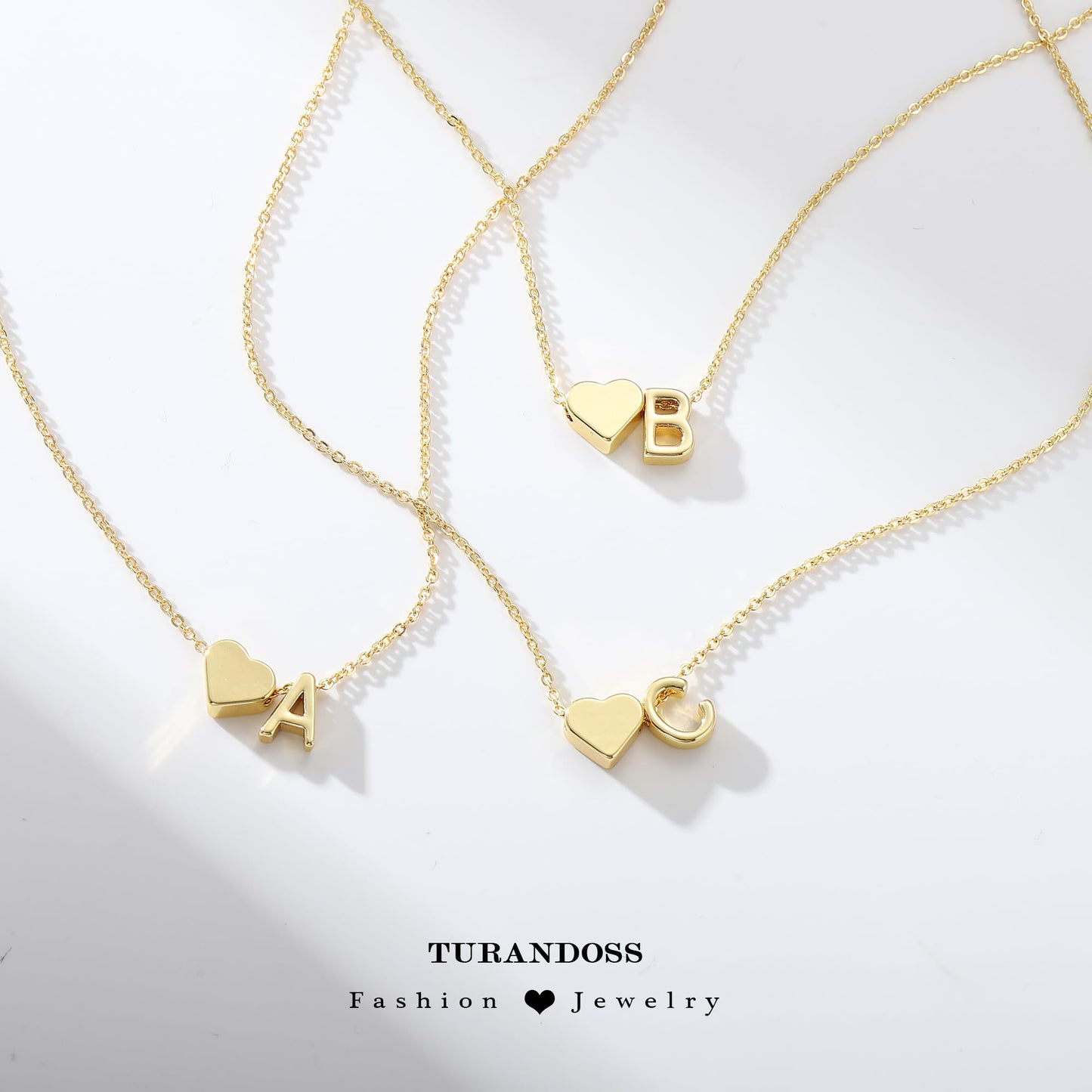 Turandoss Initial Necklaces for Women Trendy, Tiny Heart Initial Q Necklace Dainty Heart Necklaces Tiny Personalized Monogram Name Necklace for Women Jewelry