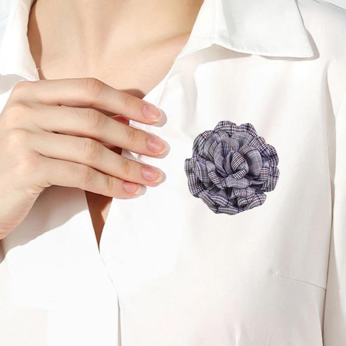 Elegant Large Cloth Flower Brooches Big Camellia Flower Pin for Women Dainty Cloth Fabric Rose Brooches Dress Skirt Scarf Hat Pins Clothing Decoration Accessories (Brown B)