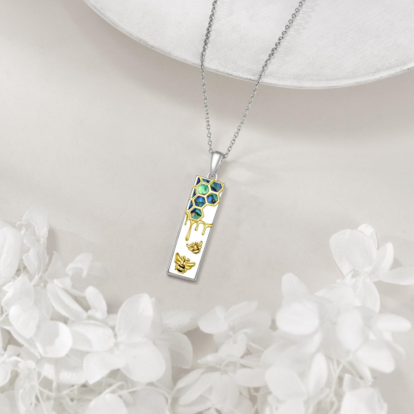 YFN Bee Necklace 18K Gold Plated 925 Sterling Silver Honeycomb Pendant Jewelry Gifts for Women Men Nature Lovers