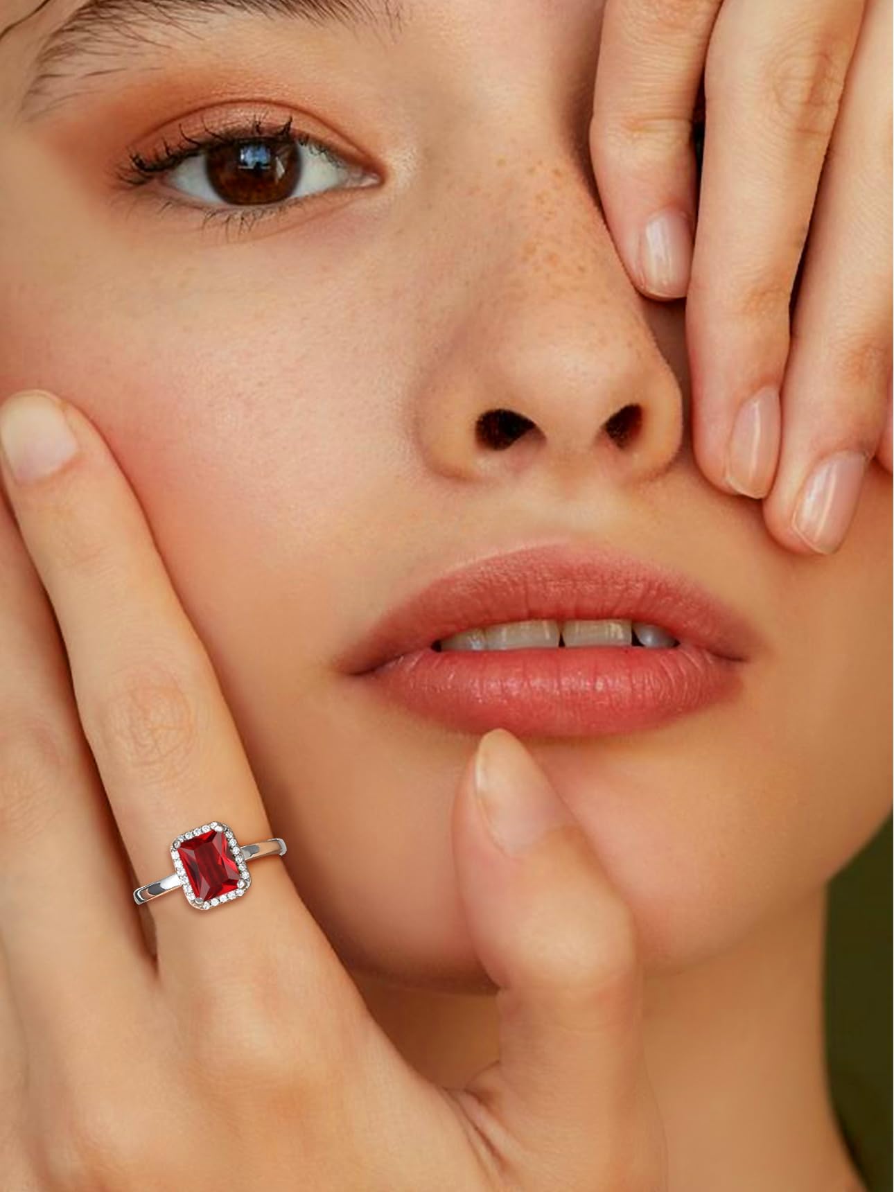 Bestyle 925 Sterling Silver Created Diamond Rings Square Crytsal Rings for Women, 8mm January Granet Birthstone Gemstone Rings Illuminated by 1mm White Cubic Zirconia