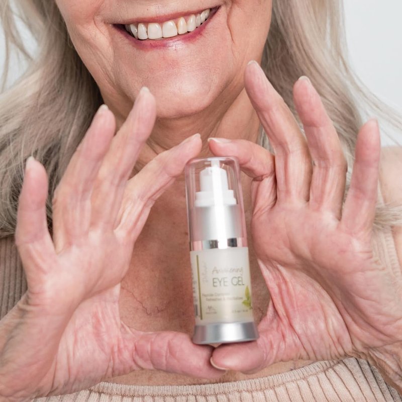 Deluvia Daily Under Eye Gel - Reduces the Appearance of Puffiness, Wrinkles, Fine Lines, Bags, Dry, Crepe Skin - Organic Aloe, Vitamin E, Hyaluronic Acid - Firming Moisturizing..