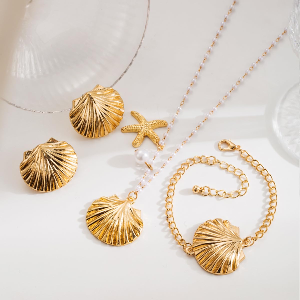 Starfish Necklace Gold Beach Jewelry for Women Pearl Seashell Necklace Cowrie Shell Beach Necklaces Ocean Summer Starfish Jewelry (5 - gold)
