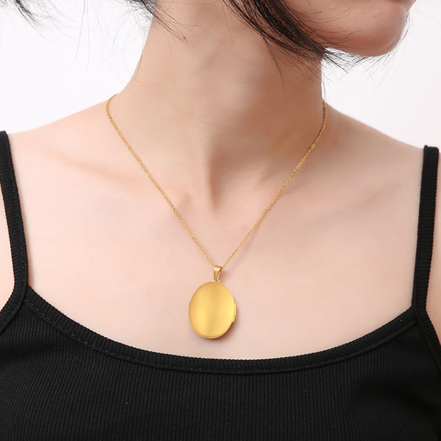 PHOCKSIN Glossy Gold Lockets Personalized Oval Locket Necklace Custom Photo Locket Necklace for Women Picture Locket Necklaces withe Text Engraved Customized Gifts for Birthday