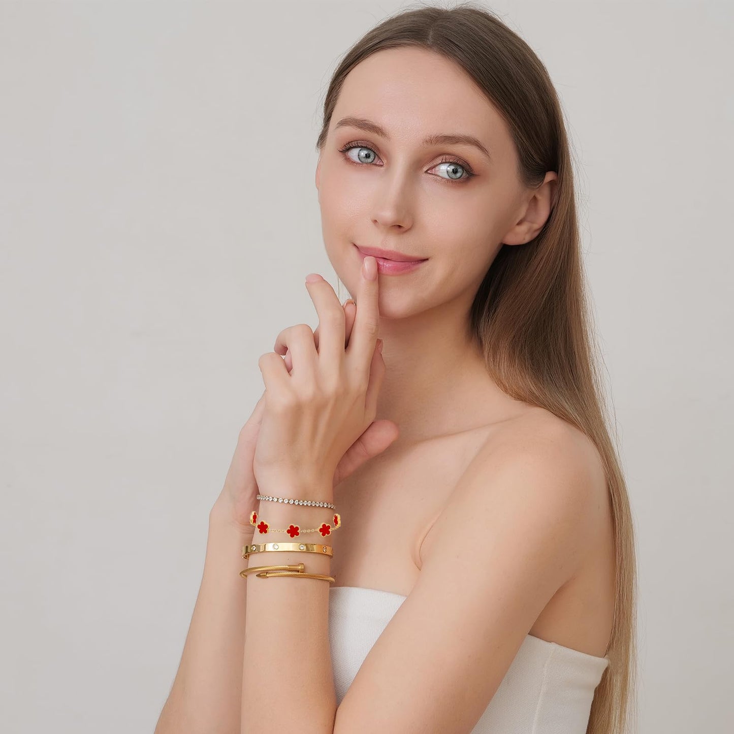 MVCOLEDY 18 K Gold Plated Love Bracelet Stack for Women 4-Piece Bracelet with Synthetic Shell Floral Clover Chain, Tennis Chain and Crystal Gold Bangle, Love Bracelet Design Gift Jewelry for Valentines Mother's Day (Red)