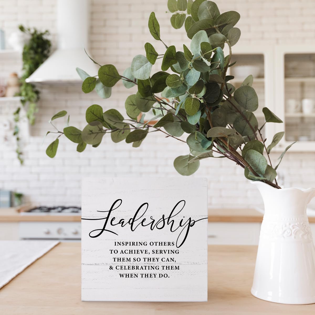 FLVGE Gifts for Leader Boss Mentor Leadership,Thank You Appreciation Gifts for Leader Teachers,Leadership Inspiring Others to Achieve Wooden Box Sign Desk Decor,Inspirational Office Decor,5x5
