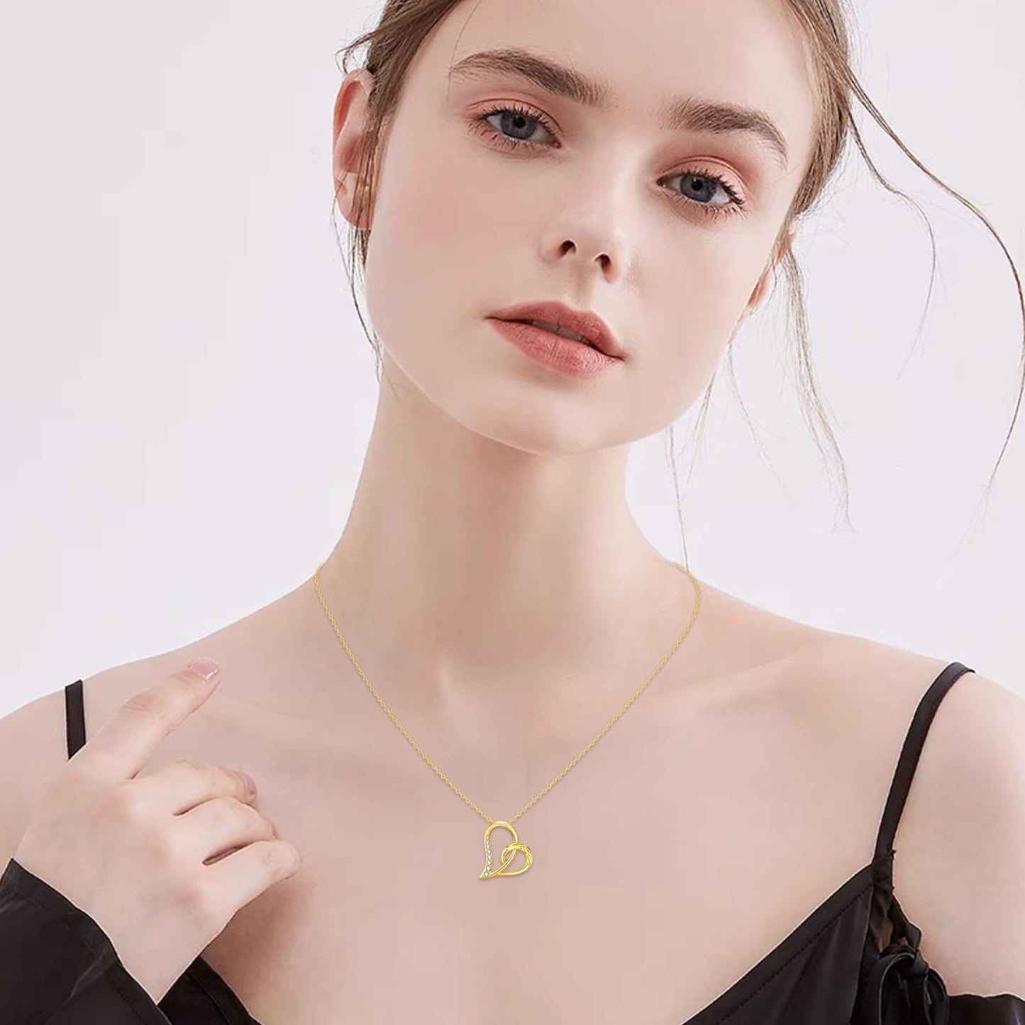 DOVRAN 14K Solid Gold Heart Necklace for Women Real Yellow Gold Love Heart Pendant Mother's Day Jewelry Gifts for Wife Mom