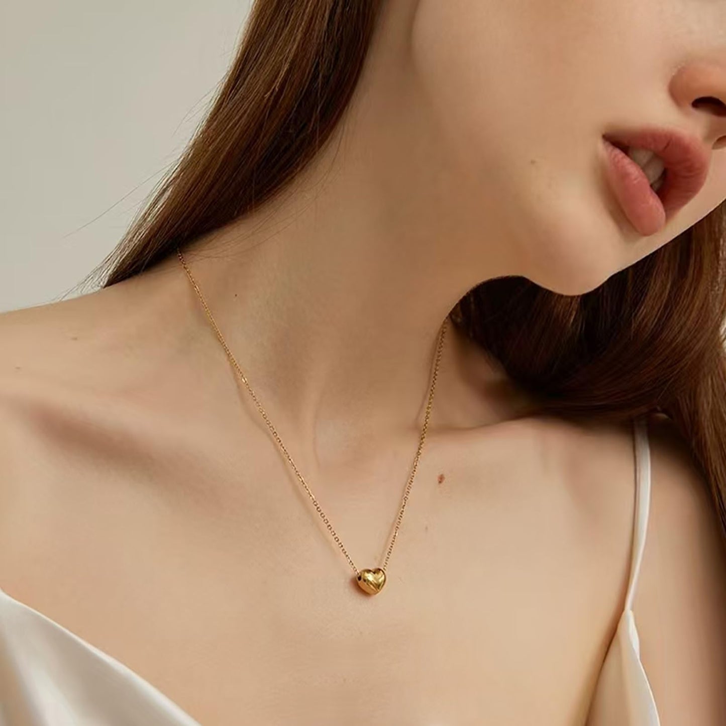 Zeffy Gold Heart Necklace Small Puffy Necklaces Trendy Dainty Tiny Heart Choker Necklaces Dainty Simple Gold Jewelry Christmas Gifts