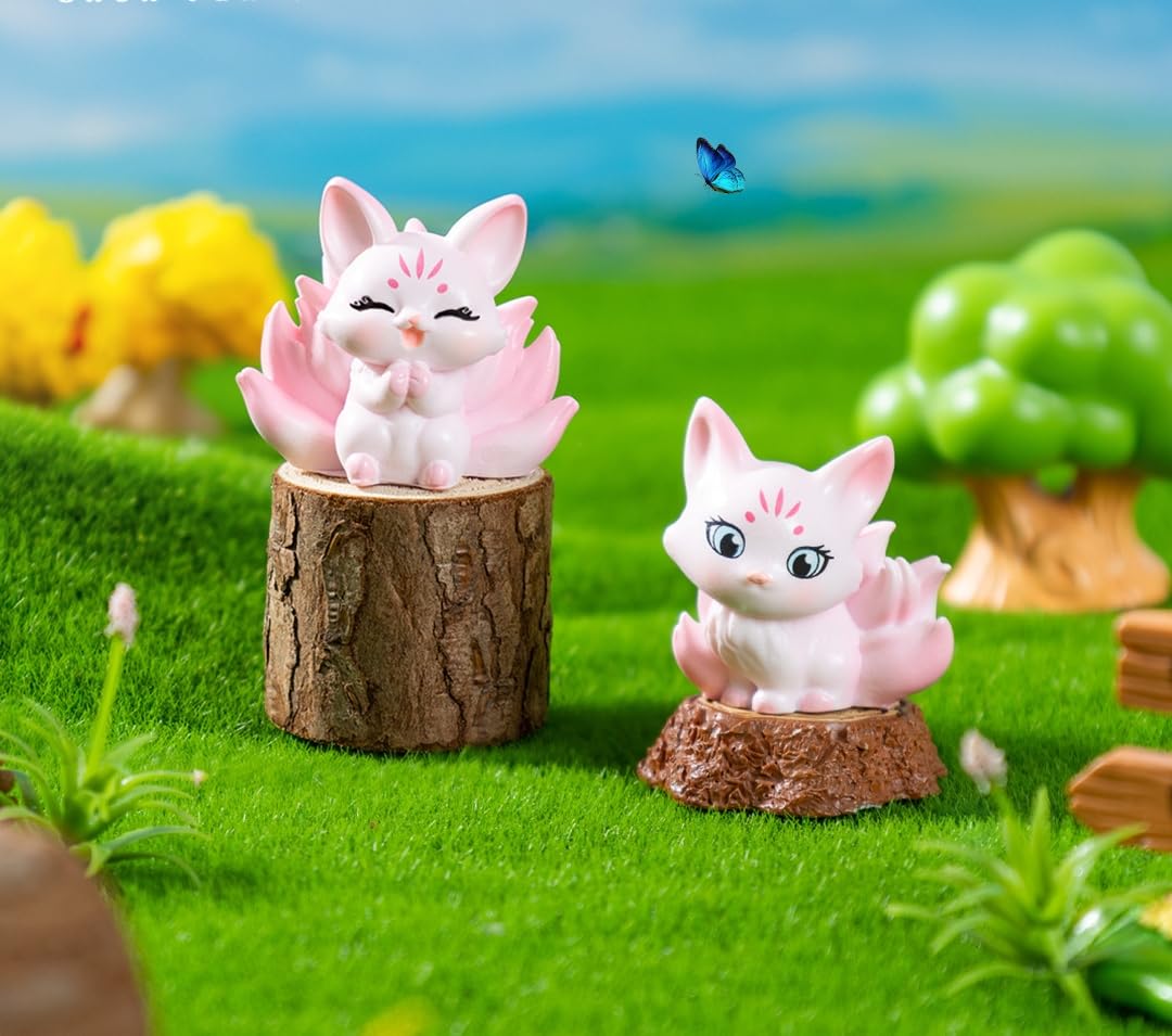 7 Pcs Miniature Fox Figurines with Realistic Tree Round Table and Chairs - Forest Theme Resin Fairy Garden Furniture Set for Dollhouse Accessories, Micro Landscapes, DIY Crafts & Home Decorations