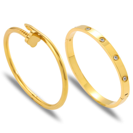 Acnode Gold Bangle Bracelets for Women -2PCS Friendship & Love Bangle Bracelet Clover Nail Bracelet Stack Set Trendy Non-Tarnish Stainless Steel Jewelry Gifts for Mom Wife Her