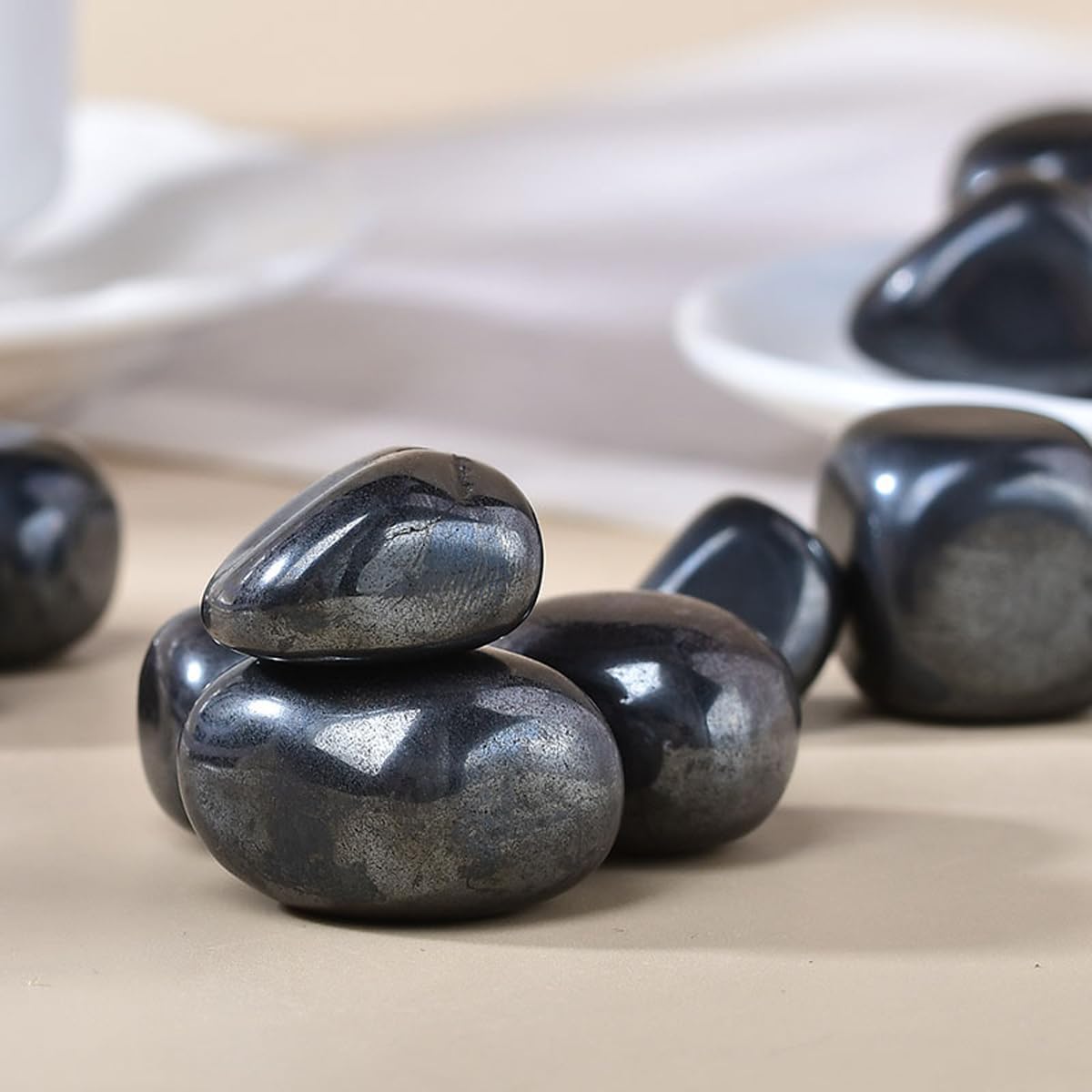 Erliway Pyrite Healing Crystal Stones, 1.25-2.0" Large Reiki Healing Gemstones Natural Tumbled Polished Stones for Energy Witchcraft Therapy Meditation