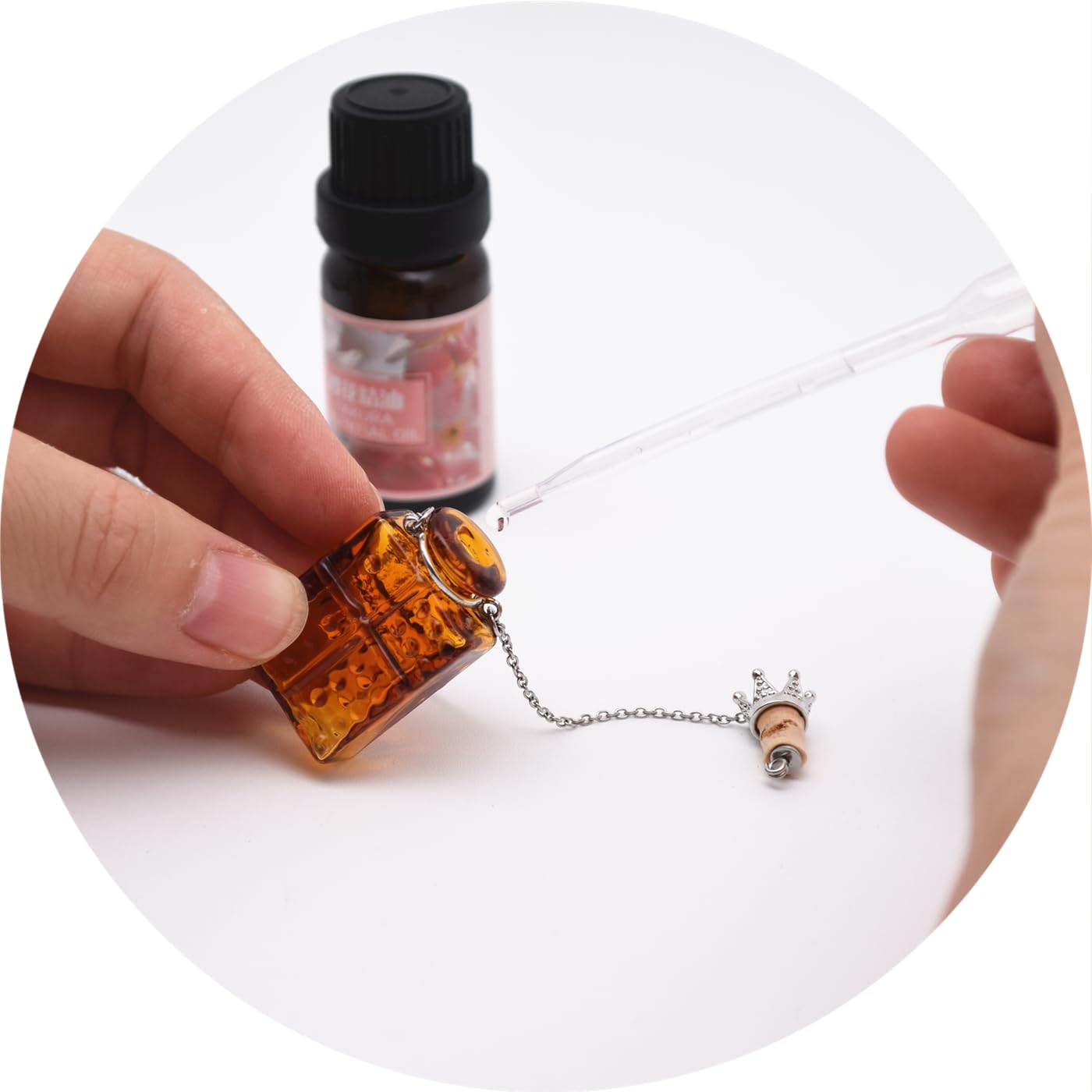 CoolDIY Handcrafted Glaze Glass Square Refillable Essential Oil Necklace Pendant - Aromatherapy Perfume Diffuser Pendant with Stainless Steel Chain (Purple)