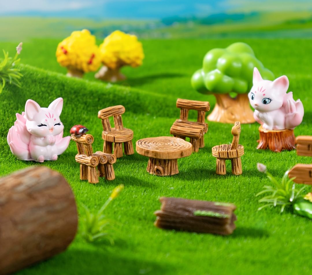 7 Pcs Miniature Fox Figurines with Realistic Tree Round Table and Chairs - Forest Theme Resin Fairy Garden Furniture Set for Dollhouse Accessories, Micro Landscapes, DIY Crafts & Home Decorations