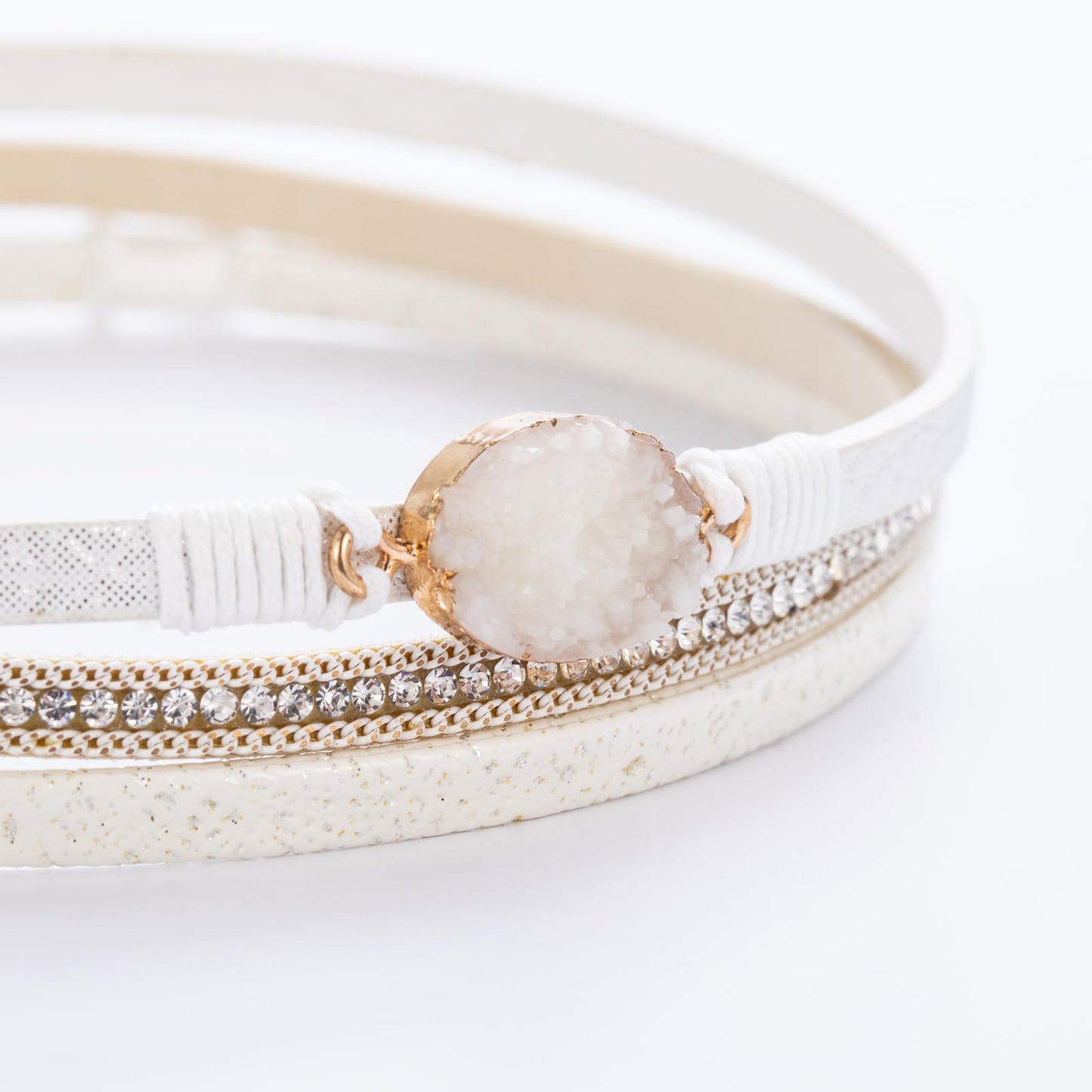 FANCY SHINY Boho Leather Wrap Bracelet Stackable Chunky Crystal Cuff Bracelets with Magnetic Clasp Cowboy Cowgirl Western Summer Beach Outfits Jewelry Gifts for Women (14.7", White)