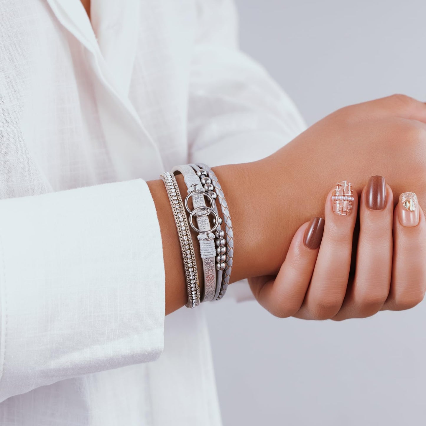 Becklynn Boho Leather Wrap Bracelets Beaded Crystal Stackable Cuff Bracelet with Magnetic Clasp Cowboy Cowgirl County Concert Outfits Western Jewelry Gifts for Women(Infinity Silver)