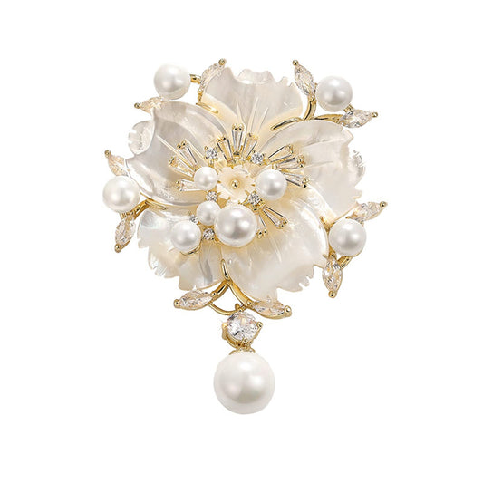 AILONMEI Elegant Pearl Flower Designer Brooch Pins Broches Costume Jewelry For Women Fashion Christmas Gift (Shell Flower)