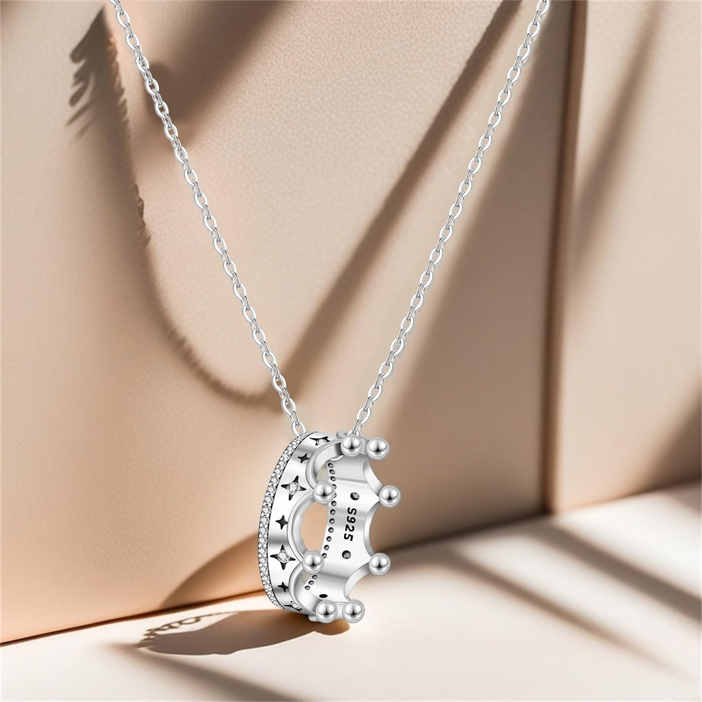 MISEFF 925 Sterling Silver Fashion Pendant Necklace for Women，Fashion Jewelry, 18K Gold Plated， Advanced Retro Series Link Chains ，Basic Multifunctional Accessories Suitable for Multiple Occasions and Daily Wear (Big crown)