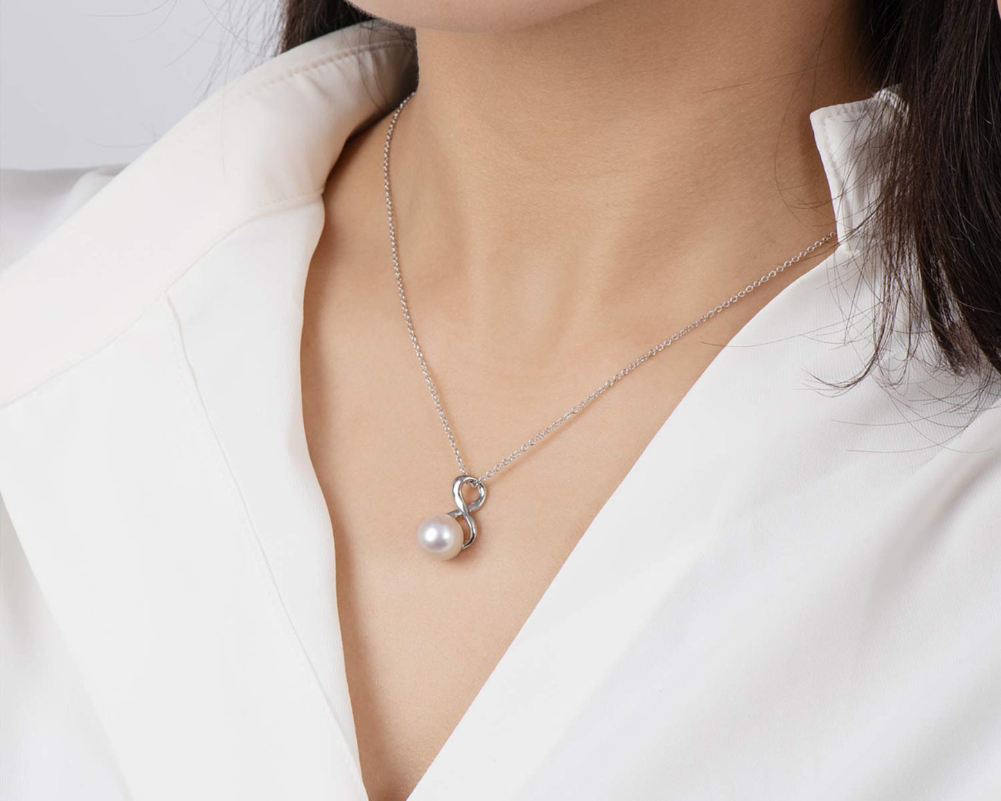 DENGGUANG Sterling Silver Infinity Pearl Necklaces for Women, Freshwater Cultured White Pearl Pendant Necklace Wedding Jewelry Gifts for Bride Bridesmaid