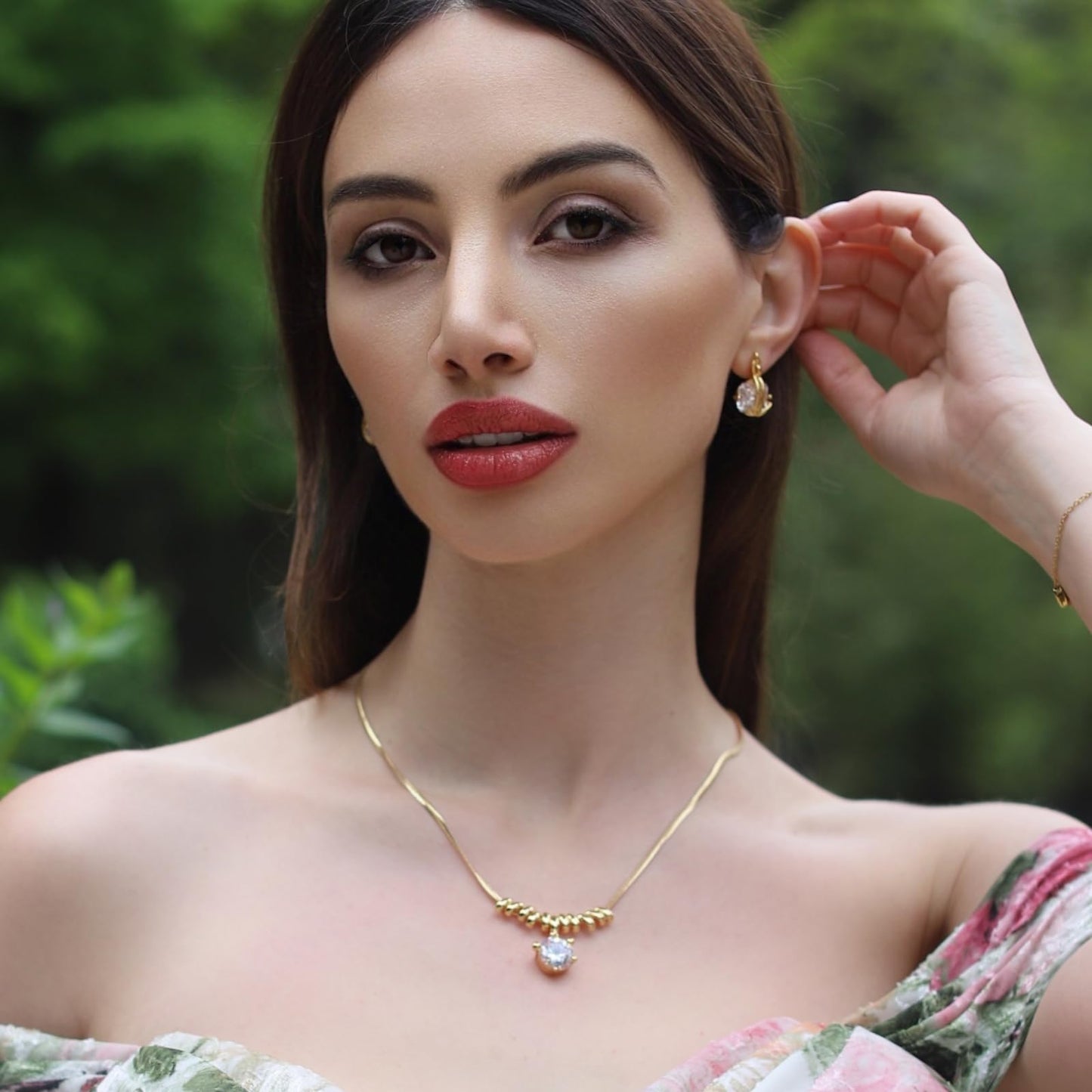 Milan Chiva 14K Gold Chunky Choker Plated Necklace for women, Dainty Trendy Non Tarnish Pendant Charm Necklaces Fashion Jewelry for Women Diamond ABU-MNS-1055GD