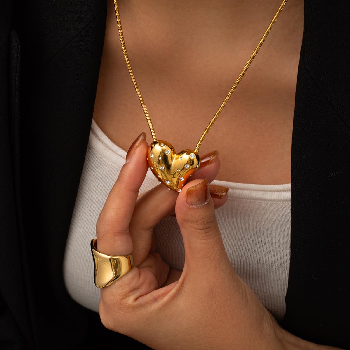 NUZON 18K Gold Plated Micro-pave CZ Heart Pendant Necklace for Women Chunky Charm Peach Heart Shaped Crystal Necklace Trendy Statement Jewelry 18’’