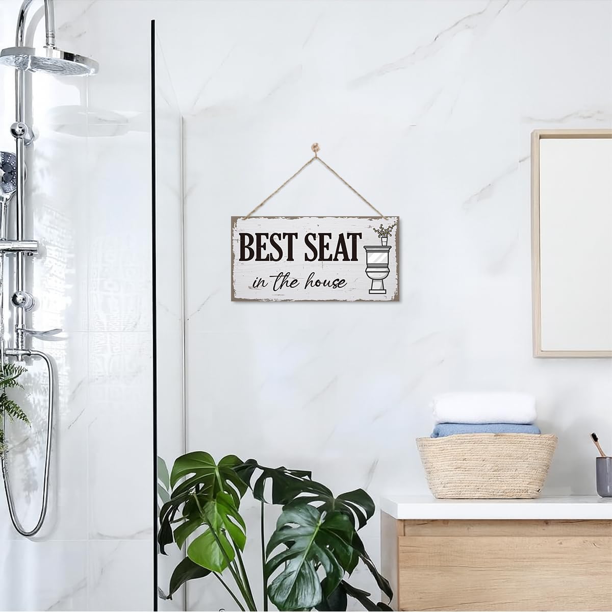 Funny Bathroom Sign Decor, Best Seat in the House Toilet Decoration, Rustic Farmhouse Toilet Wall Hanging Plaque, Bathroom Decoration with Rope Hanging 13.8 * 6.9 Inches