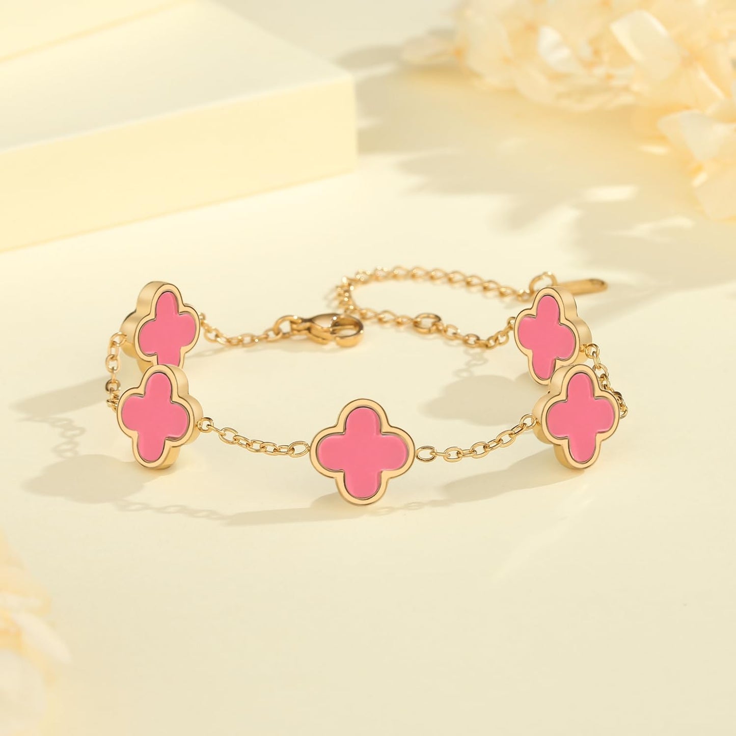 CORSMGSE 18K Gold Plated Clover Lucky Bracelet for Women Gold White Black Pink Green Red Blue Adjustable Double Sided Flower Four Leaf Link Bracelets Trendy Jewelry Gifts for Women Men