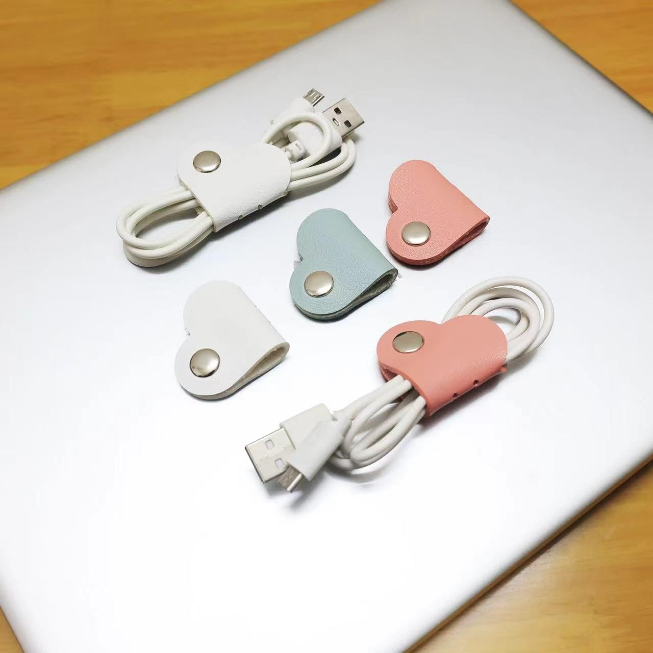 Heart Cord Organizer Earbud Holder Earphones Headphones Cable Winder Earbud Organizer, 3PCS PU Leather Cable Organizer Gifts for Men Women lover, Matcha Green/Pink/White