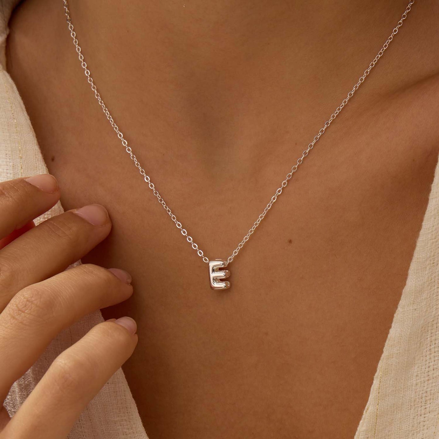 CUEZIY Bubble Silver Letter Necklace Initial Necklaces for Women Dainty Personalized Charm Pendant Name Necklace Cute Non Tarnish Fashion Accessories Teen Gift Trendy Stuff Silver Jewelry Gifts