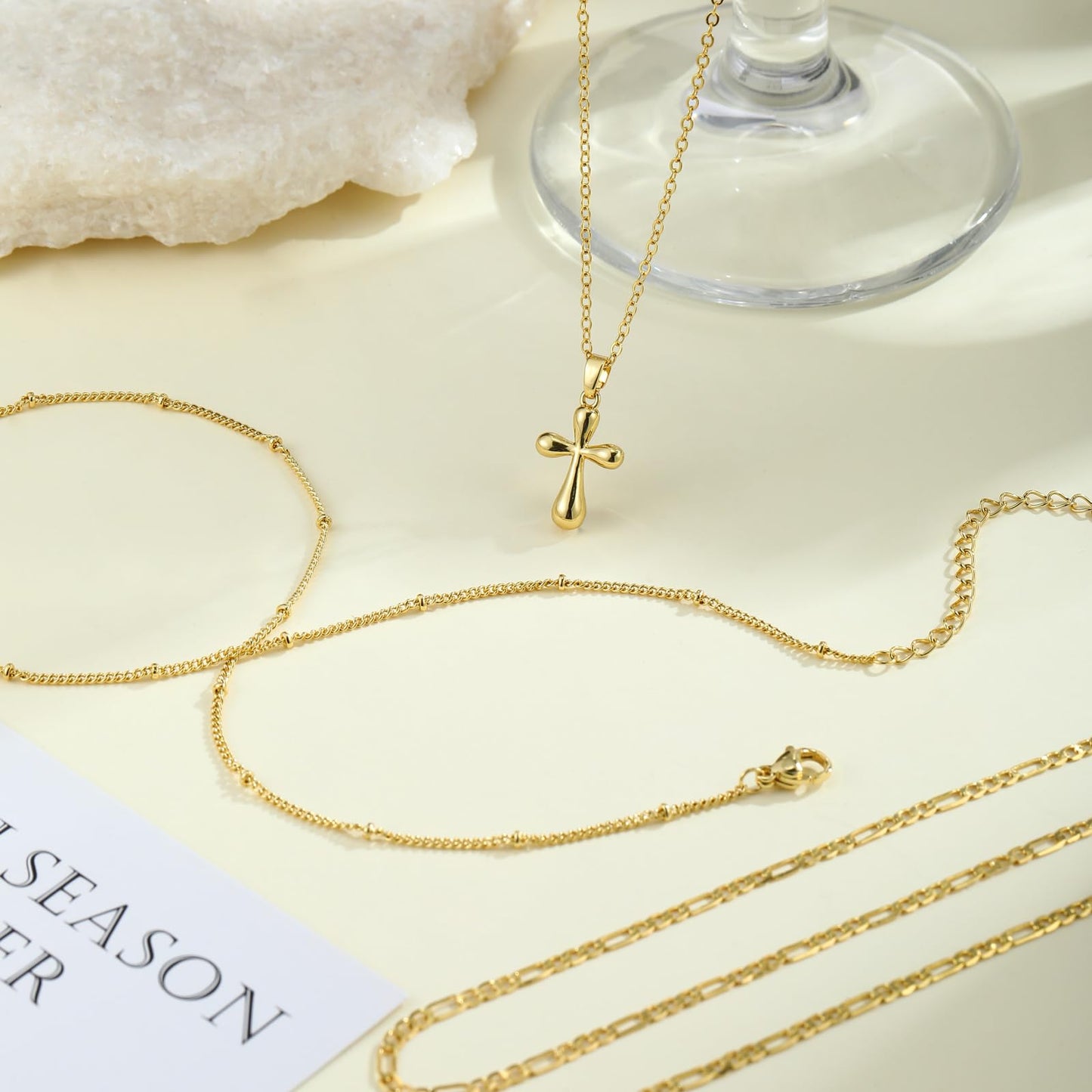 MFRYK Gold Necklaces for Women,14K Gold/Silver Plated Choker Layered Necklace Dainty Pearl Disc Cross Circle Heart Pendant Chain Stackable Necklaces, Multilayer Jewelry Set Gifts for Women