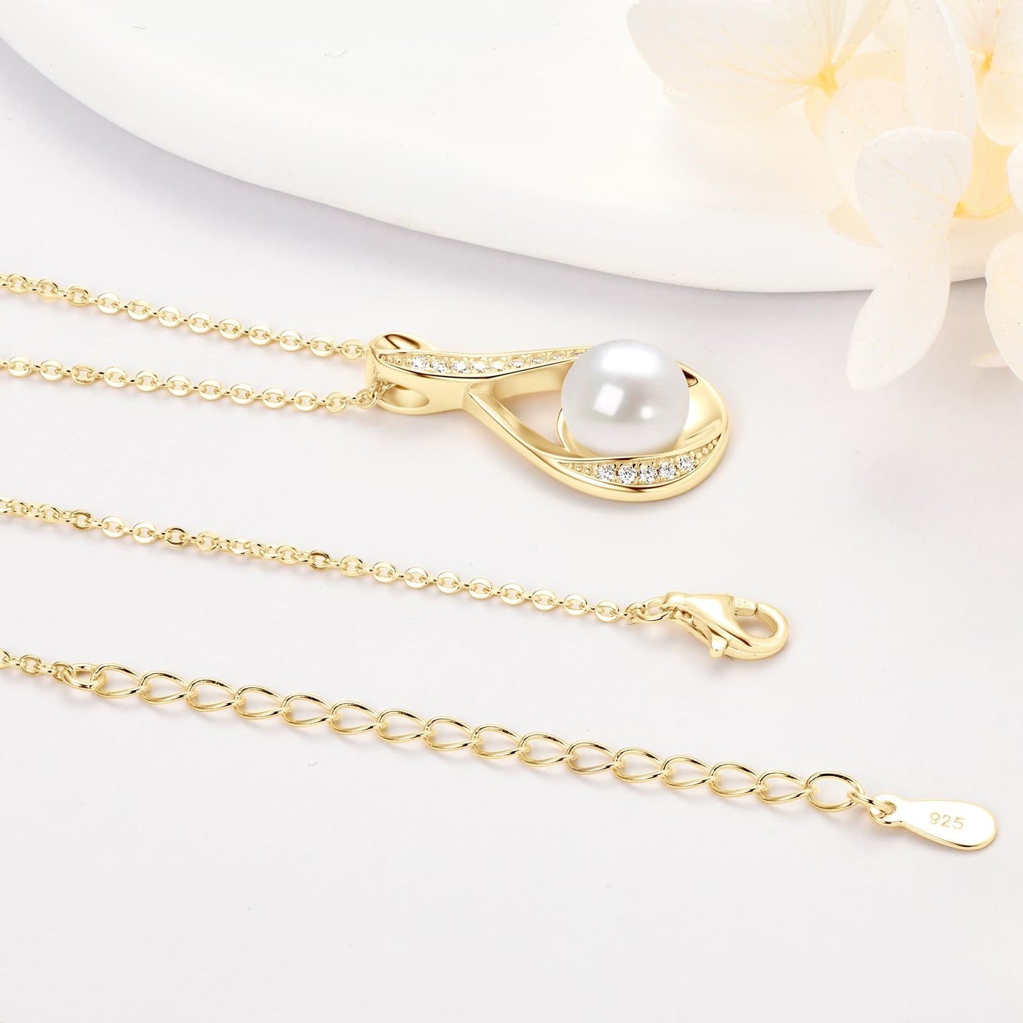 Pearl Necklace for Women, Freshwater Cultured Dainty Gold Plated Single Pearl Pendant Necklace with Moissanite Wedding Jewelry Gift for Bride Bridesmaid (8mm)