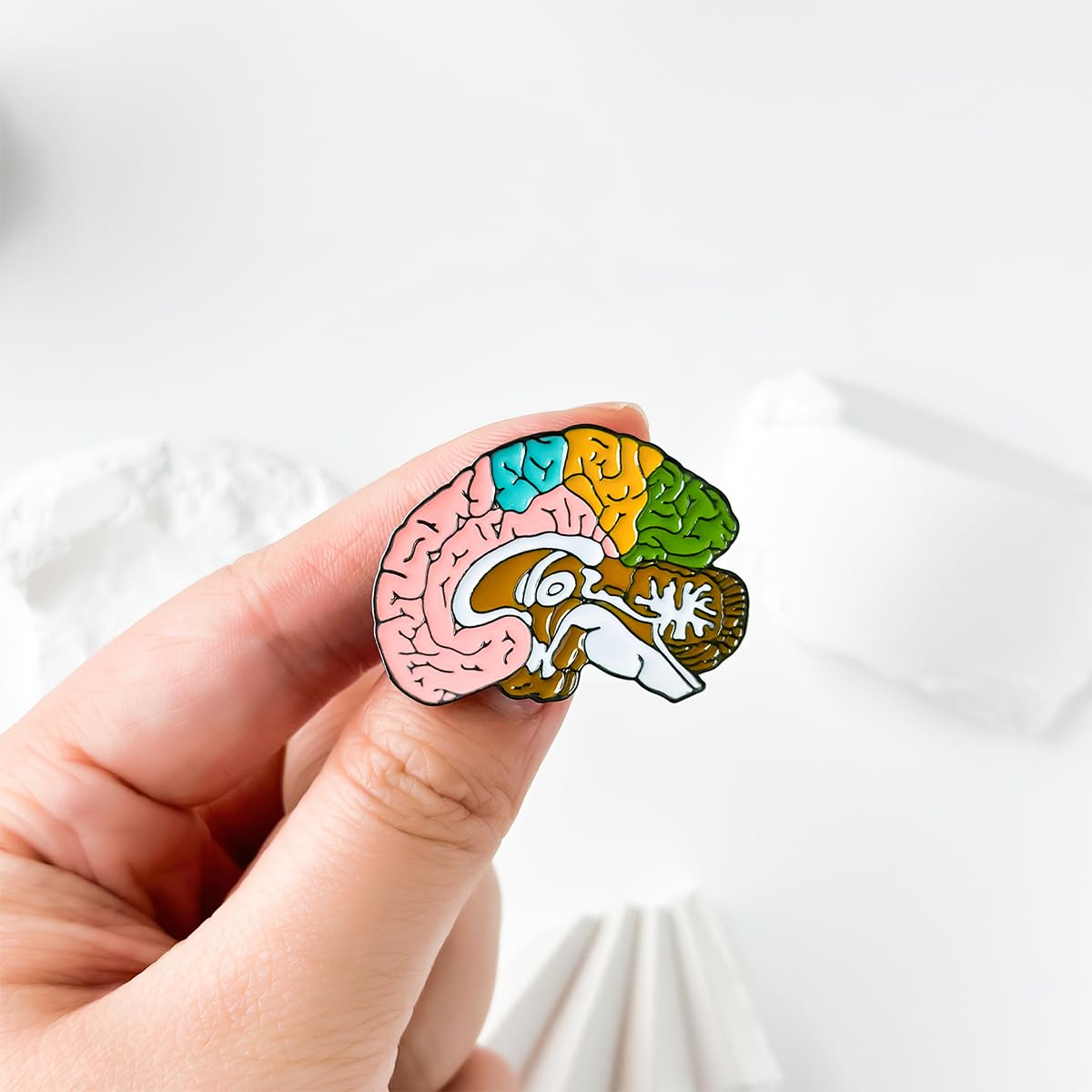 Dr's gift Anatomical Brain Enamel Brooch Multicolor Medical Pin Lapel Badges Jewelry Gifts for Doctor Nurse Medicine Staff