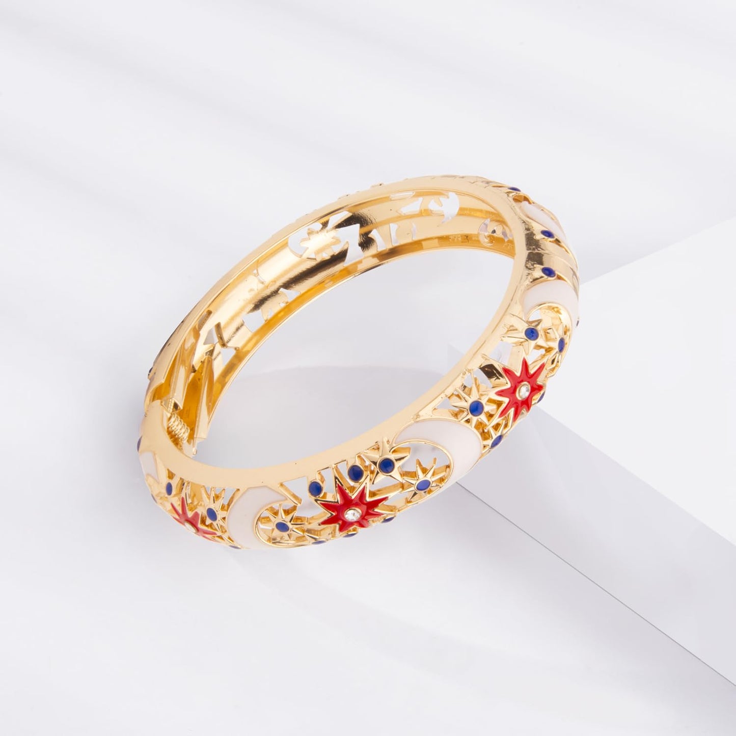UJOY Colorful Cloisonne Bracelet Jewelry Enamel Moon Star Handcraft Gold Spring Hinge Birthday Vacation Party Gifts Womens Bangles 247146 White