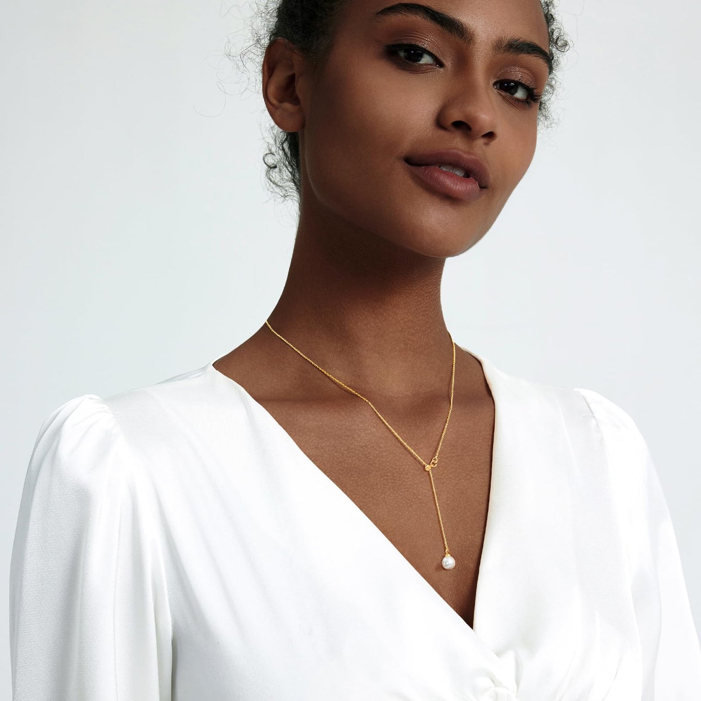 Zeffy Long Pearl Necklaces Dainty Gold Pearl Lariat Necklace Prom Drop Dangle Adjustable Necklace Trendy Simple Pearl Choker Y-Shaped Chain Wedding Women's Jewelry Gift