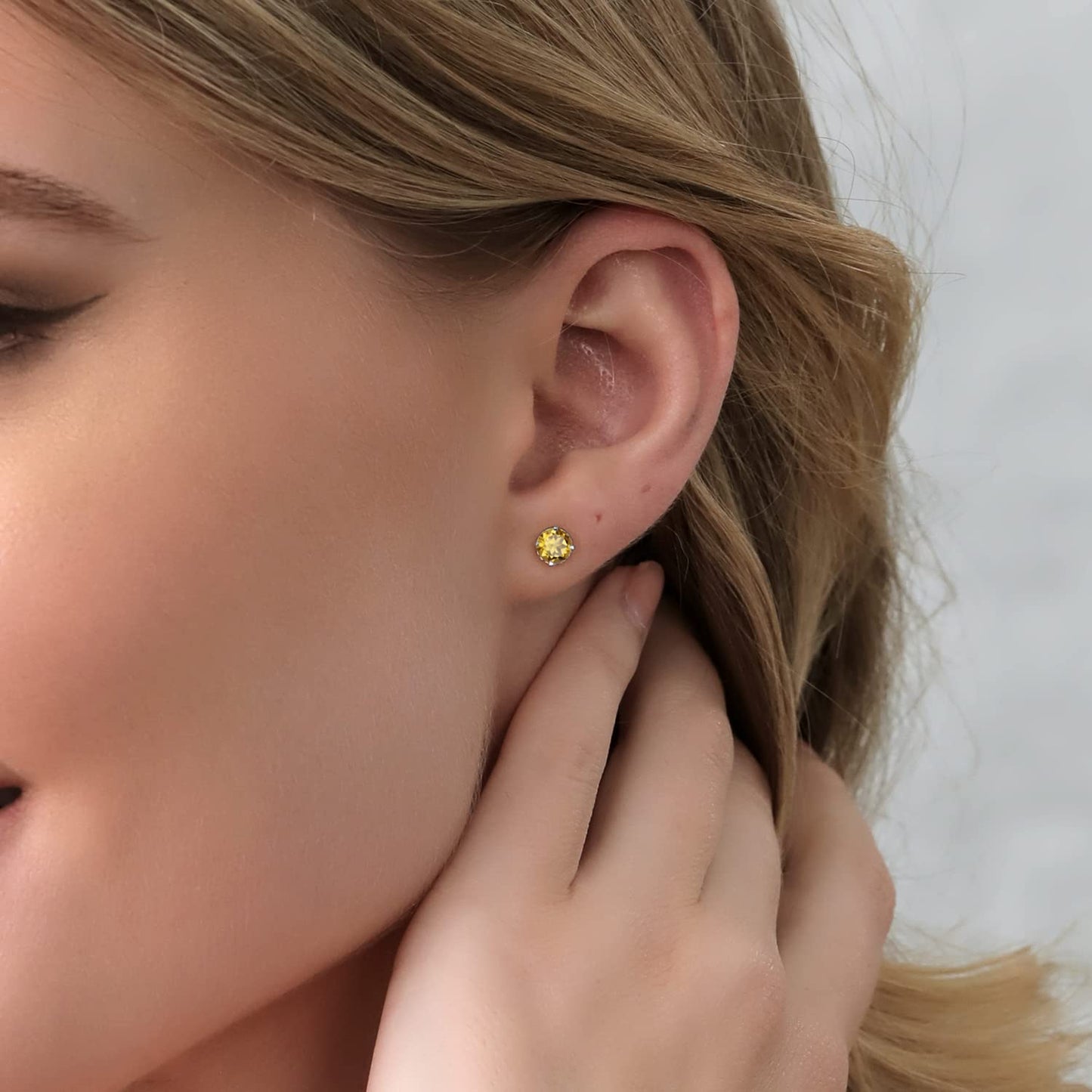 Gem Stone King 2-4 Cttw Round Gemstone Birthstone Stud Earrings For Women Men | 925 Sterling Silver | Round 7MM | Fine Jewelry Gifts for Women Her Mom Wife Men | Champagne Quartz